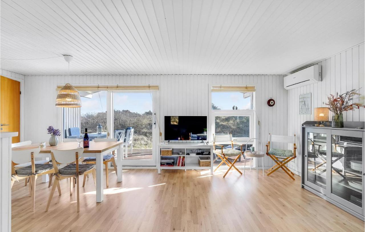 Stunning Home In Fano With House A Panoramic View Buitenkant foto